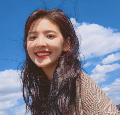 万茜自爆一年潜七次 网红大瓜博雅吃瓜视频最全观看,网红大瓜博雅吃瓜视频全解析